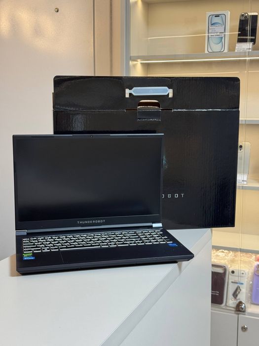 Thunderrobot i5/12, SSD512GB, RTX3050