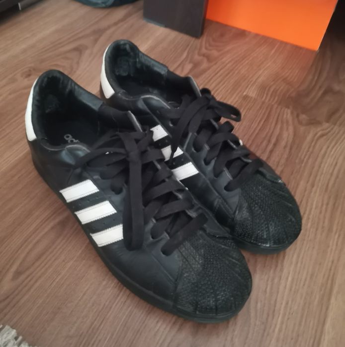 Adidas Superstar