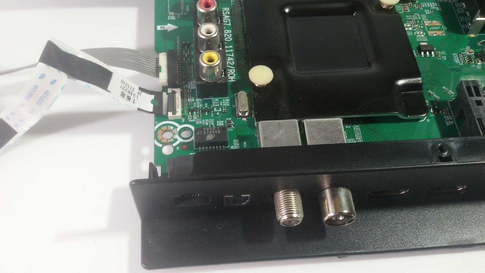 Платка от телевизор HiSense 50A6BG с колонки DZ-50A53FEVS (0006)