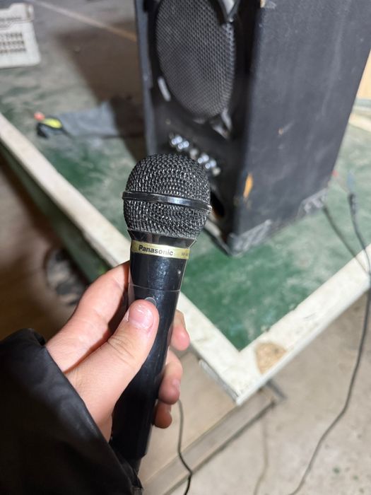 Продам колонку с микрафоном