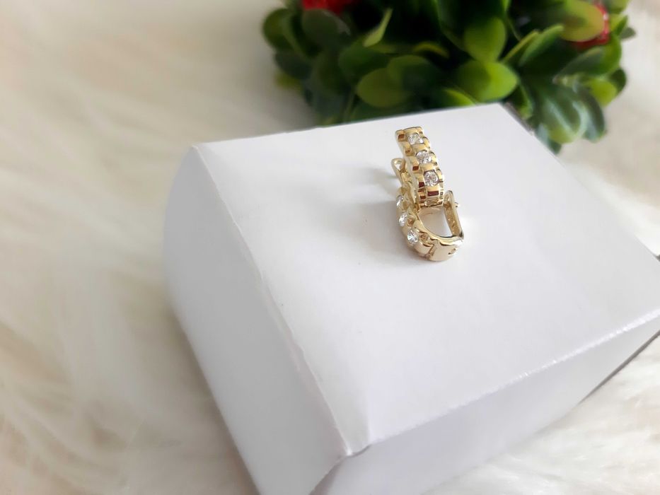 Cercei aur 14 k, 2.41 gr, NOI in cutiuta eleganta, bebe fetite femei