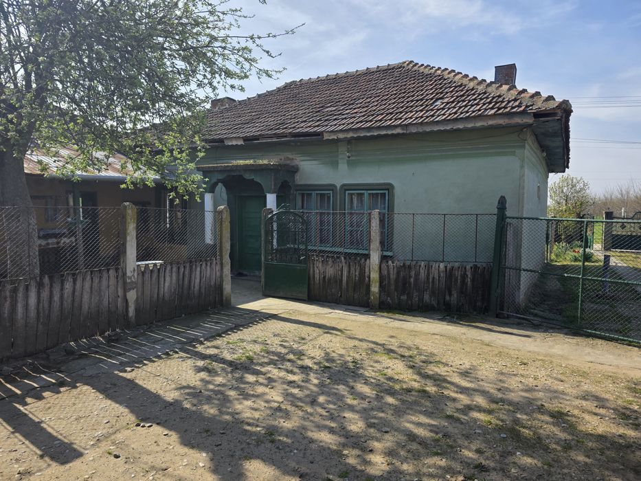 Vand casa comuna Celaru, sat Soreni ,jud.Dolj
