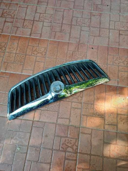 Grila radiator Skoda Octavia 2 Facelift an 2009-2013