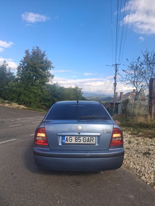 Vand masina Skoda Octavia 1