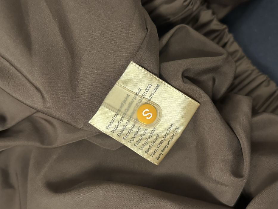 Geaca din pene de gasca si blana naturala de vulpe