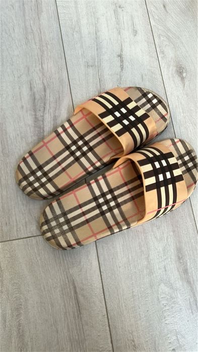 Papuci burberry noi