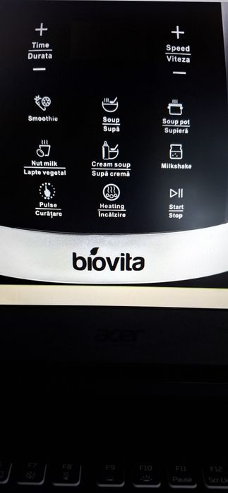 Blender cu incalzire Biovita Termoblend