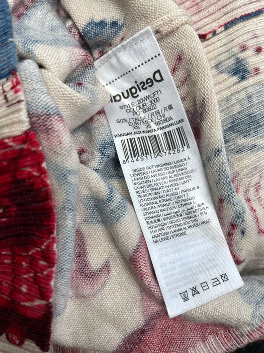 Дамски пуловер на цветя Desigual размер XS