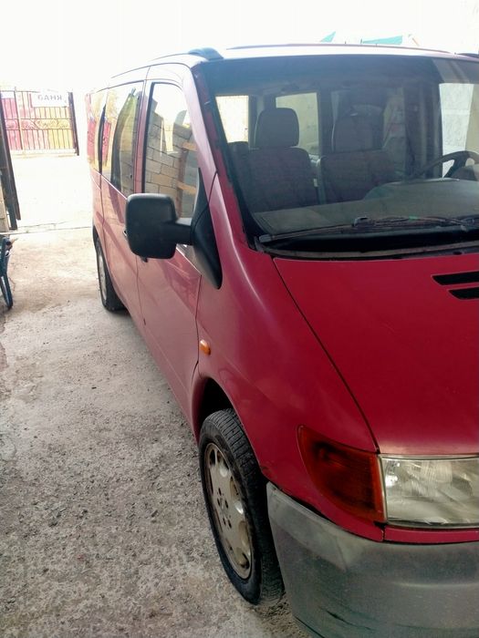 Мерседес    Вито