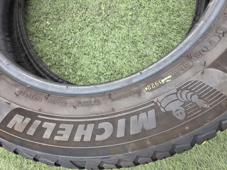 205 60 16 Michelin