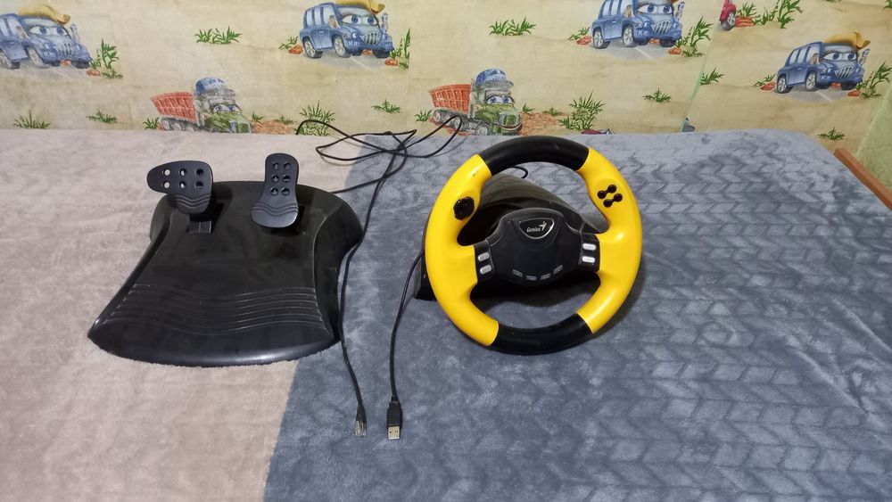 Volan Gaming Genius Speed Wheel + Pedale, Conexiune USB