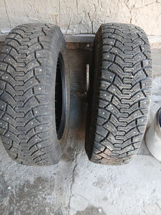 Шины  продам срочно