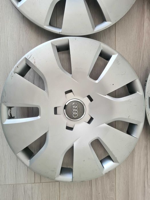 Тасове за Audi A3, A4, A6