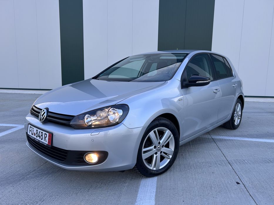 VOLKSWAGEN Golf 2013