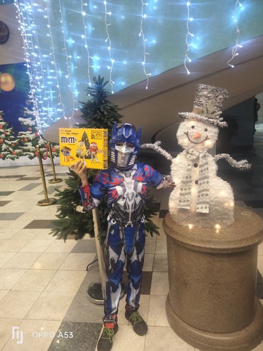 Продам костюм трансформера.