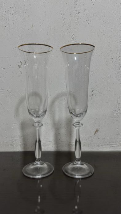 Продам фужеры для шампанскооо