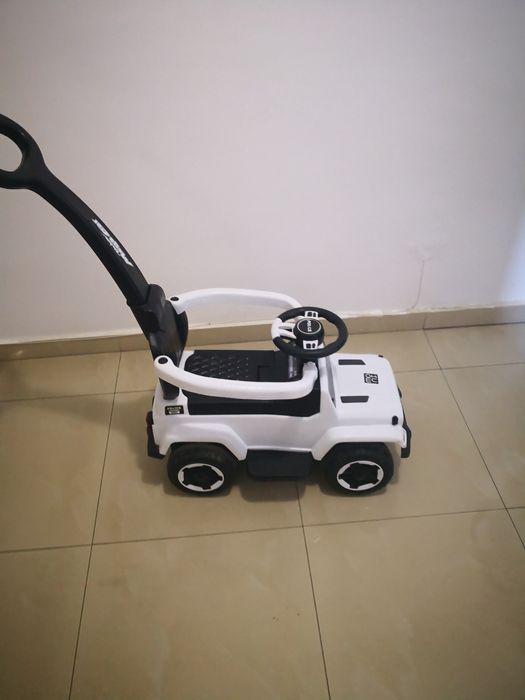 Активна гимнастика за бебе, Fisher Price"  детско КАМИОНЧЕ " moni"