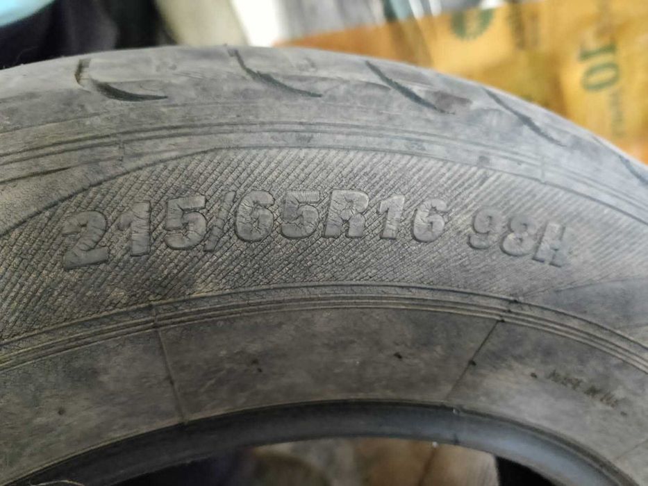 продам резину 2 баллона 215\62Р16