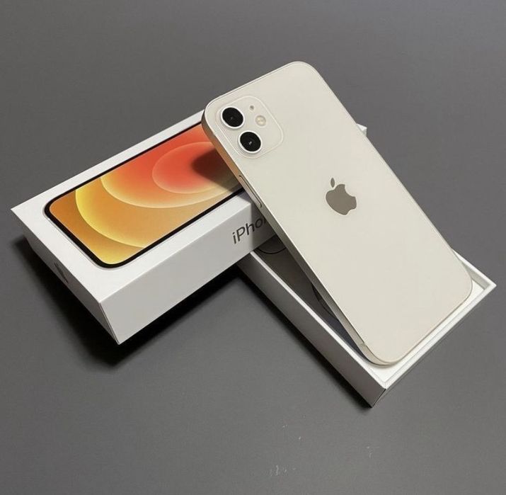 Продам iPhone 12