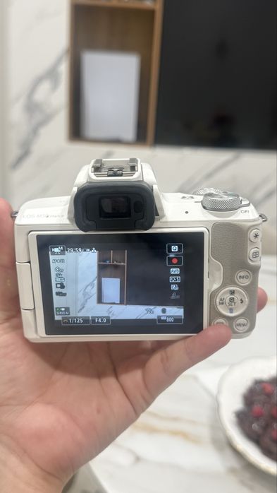 Камера Canon EOS M50 Mark 2