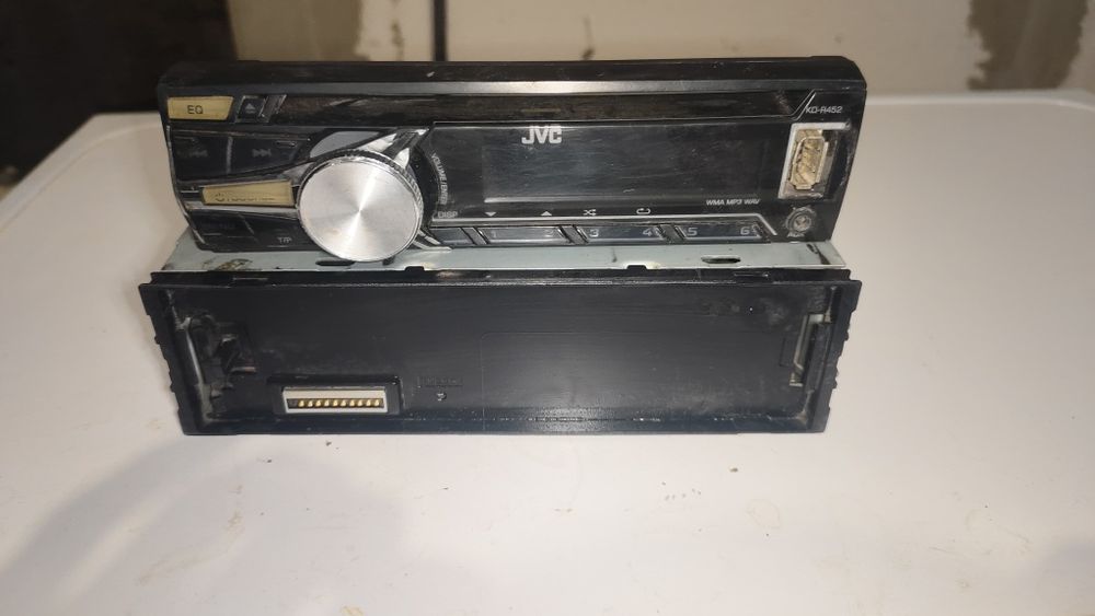 Продам магнитолу