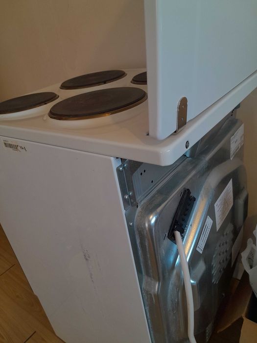 Электроплита Hansa