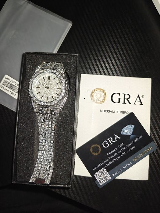 Ceas "Iced Out" – Moissanite