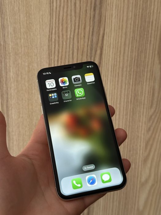 В продаже айфон 10