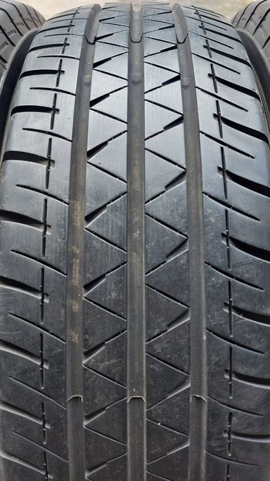 Гуми за Бус 215 75 16 C Yokohama BluEarth  Van 4 броя