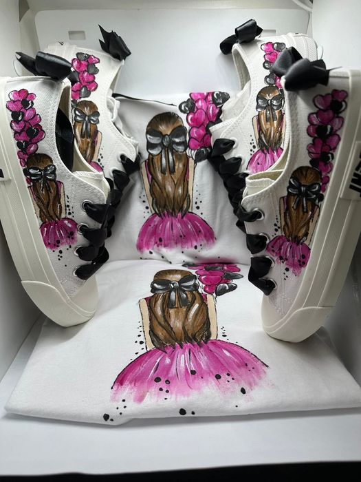 Дамски спортни обувки ръчна изработка