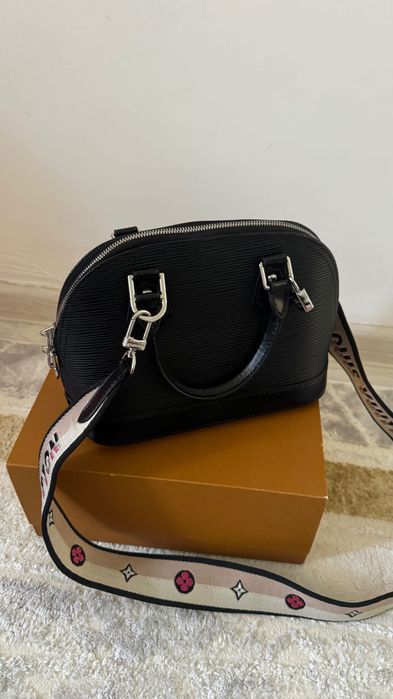 Сумка Louis Vuitton