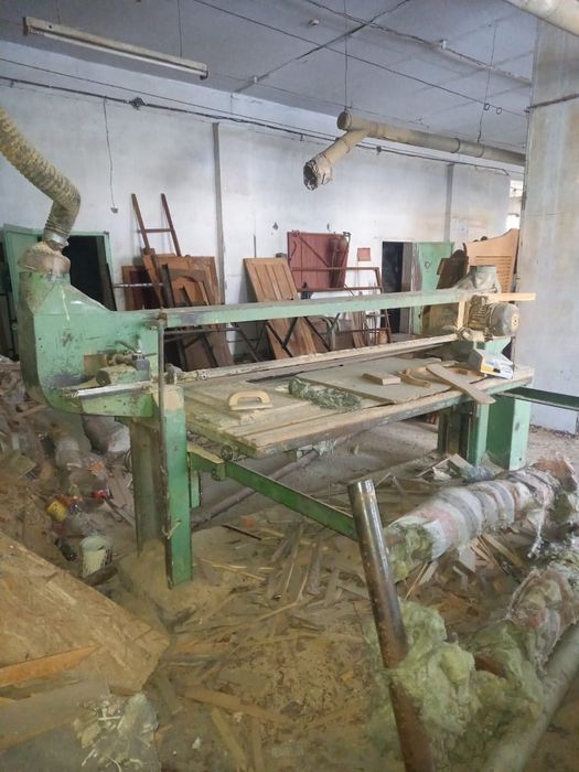 Столярные станки и бункер