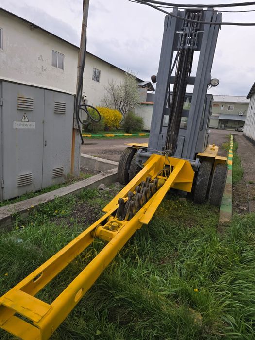 Погрузчик на базе ГАЗ52