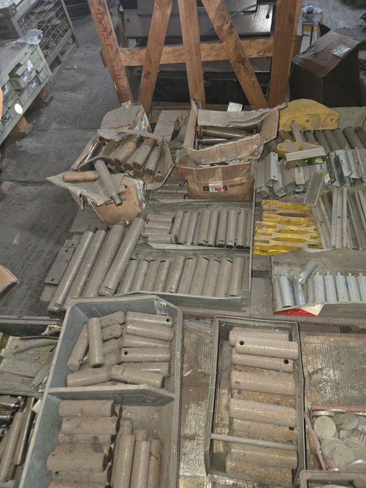 Bolțuri Buldoexcavatoare si Miniescavatore