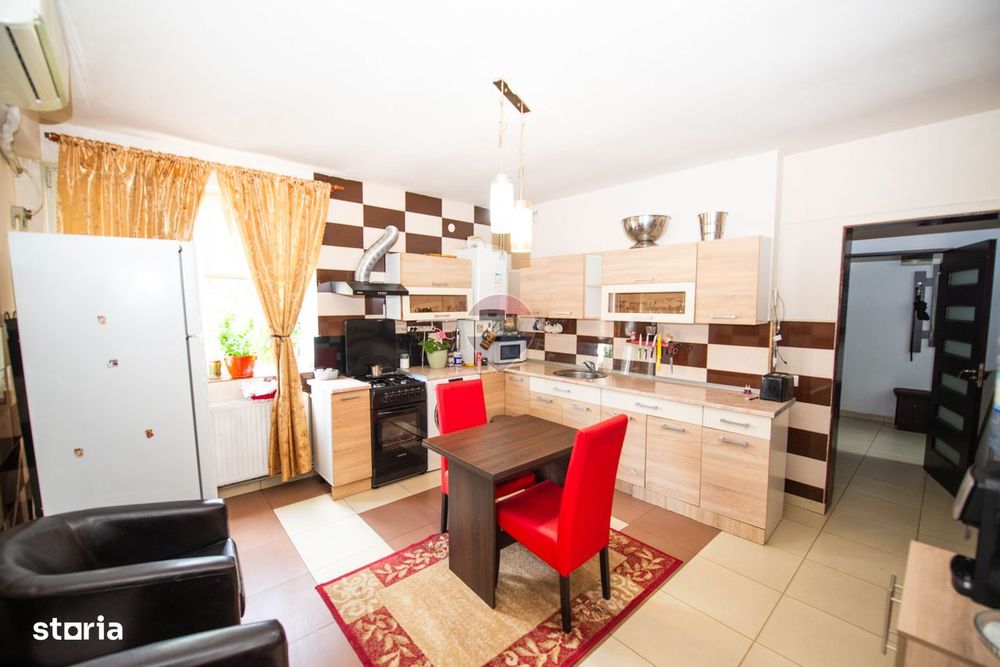 Casa Vila individuala de vanzare 7 camere Berceni