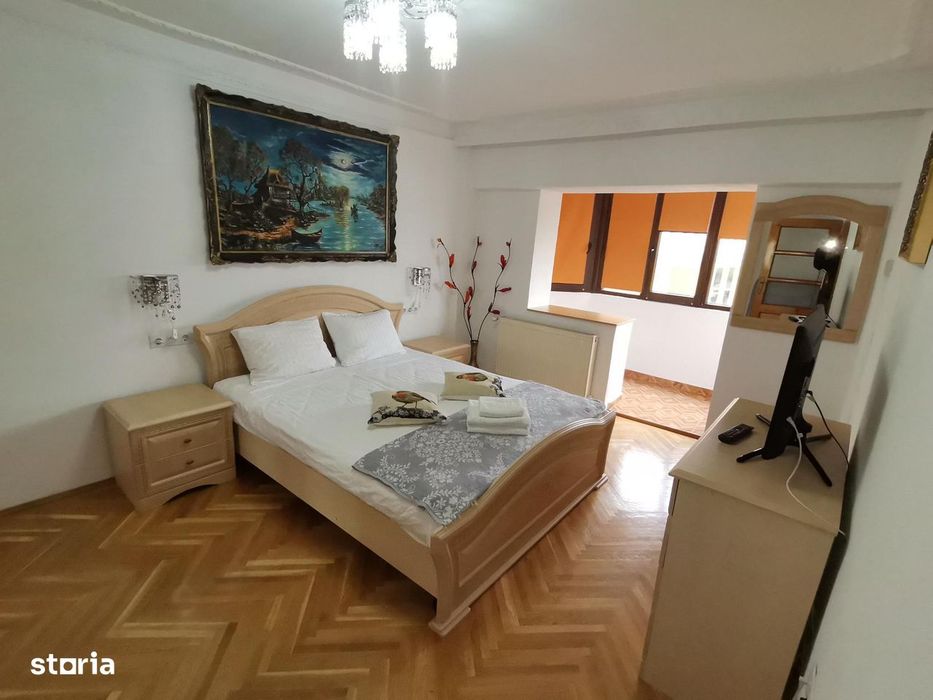 Apartament 2 camere decomandat,renovat,zona Parc sub Arini — fotografia 1