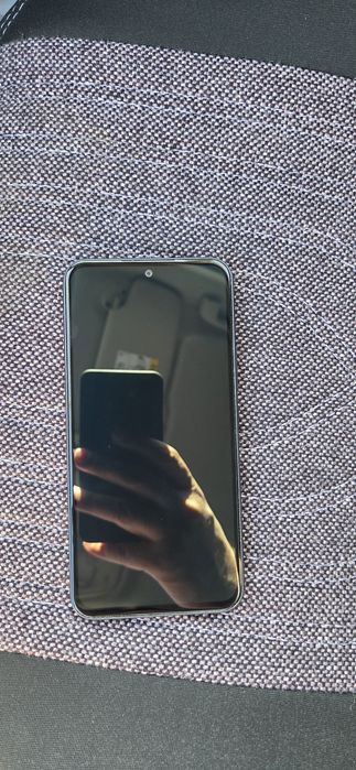 Samsung A54 8/256 GB сотилади.