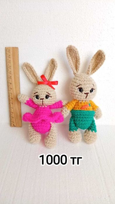 Вязаные игрушки ручной работы.