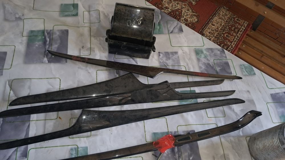 Мерседес.210 блок стеклопадемников.