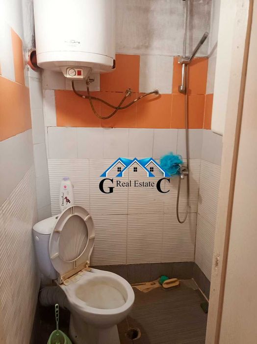 Дава се под наем Етаж от къща в Варна, Трошево - 12 кв.м за 153 € - Снимка #9