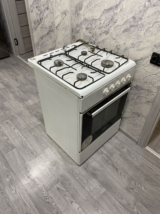 Газ-плита сотилади