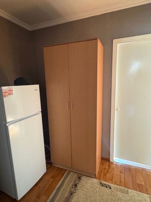 Продам шкаф двухдверный 80*200