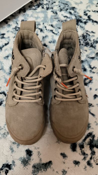 Продается обувь на мальчика