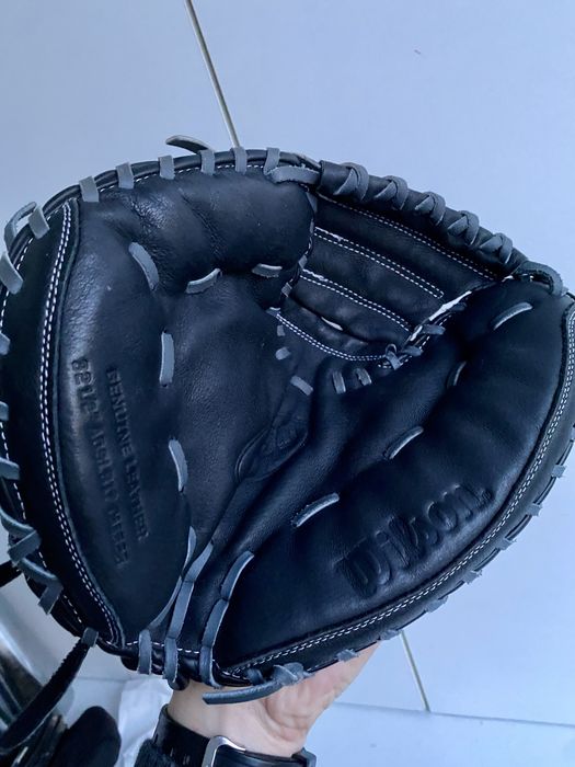 Manusa baseball Wilson mana dreapta