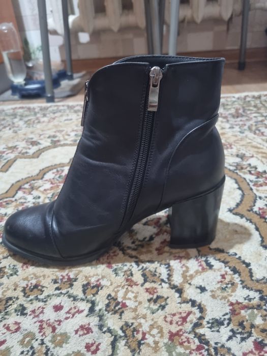 Продам весенние полусапожки