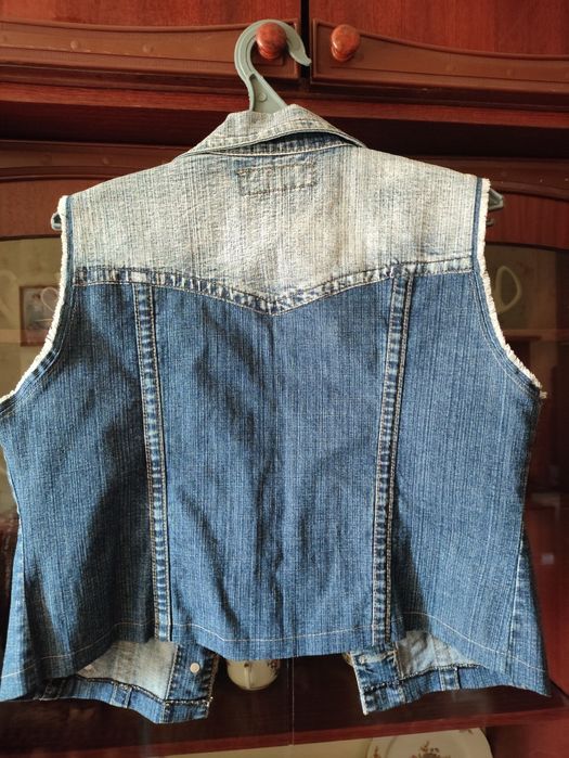 Продам женскую одежду