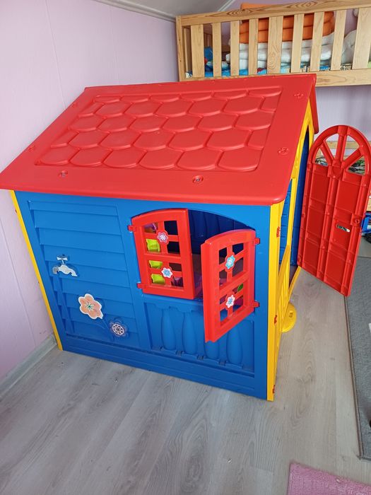 Детска къщичка плюс кухня с аксесоари