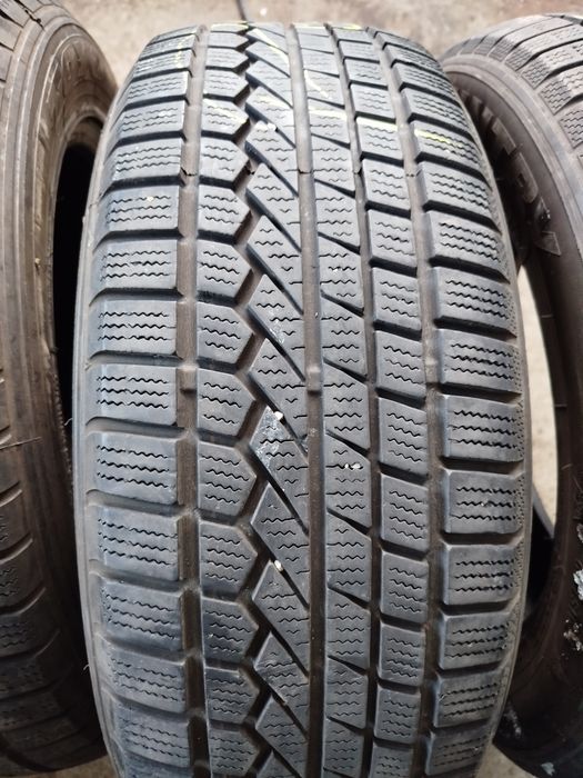 Anvelope 215/60/17  Toyo