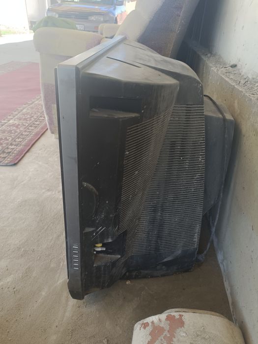 Продам телевизор