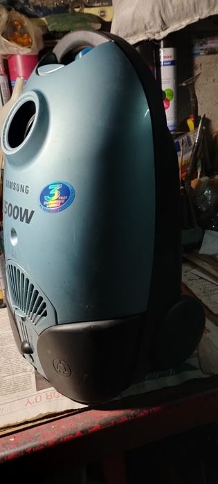 Продам пылесос Samsung1500W